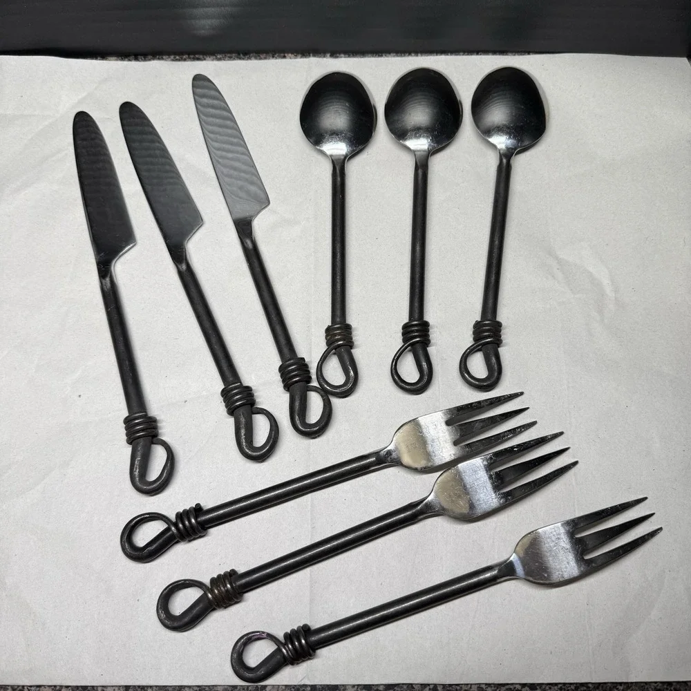 Gourmet Settings Twist N Shout Flatware 9 Piece Set GS 18/10 Stainless Black
